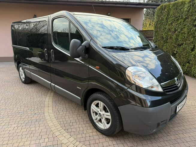 Opel Vivaro 2.5CDTI Automat Long Dubel Dźwig Żuraw L2H1 Klima Navi Hak