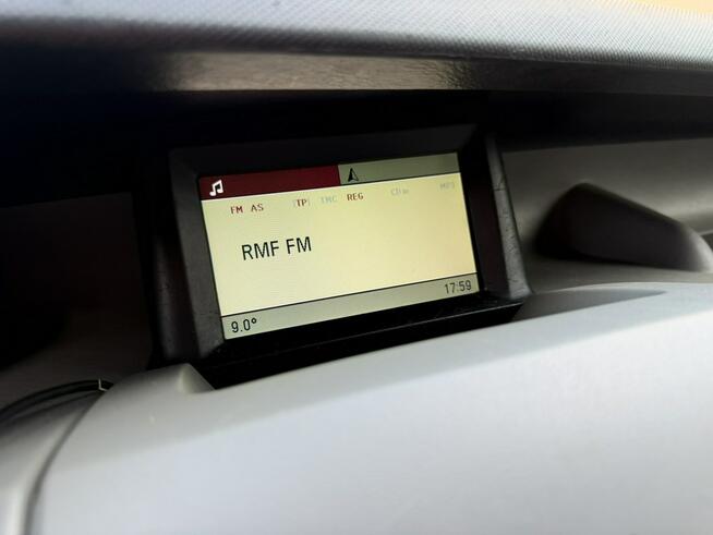 Opel Vivaro 2.5CDTI Automat Long Dubel Dźwig Żuraw L2H1 Klima Navi Hak