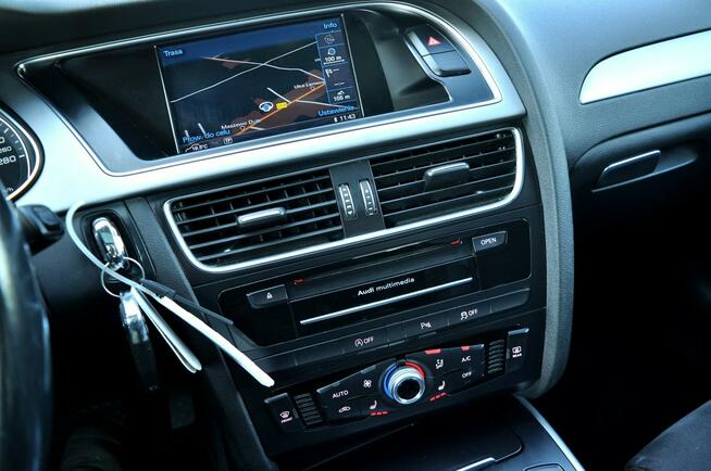 Audi A4 2.0TDI 150KM Panorama Alkantara Xenon Led Skóra Klimatronik Navi