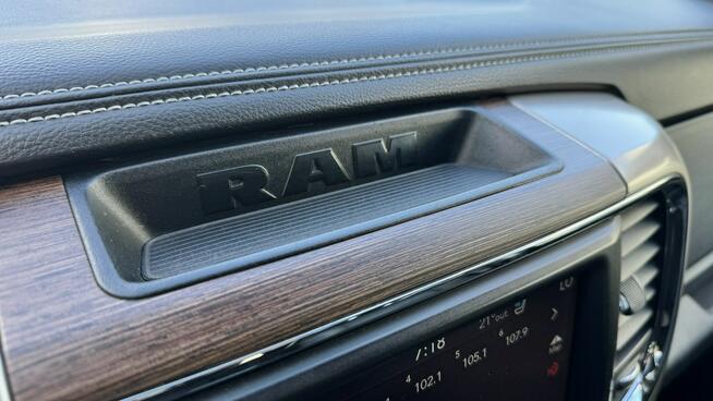 RAM 2018 LARAM 5.7HEMI Kam cofania Wentyle Szyber Alpine Grzana kiera