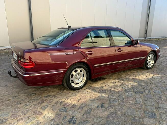Mercedes E 270 E270 CDI Automat Klima Sedan Zarejestrowany LUXURYCLASSIC