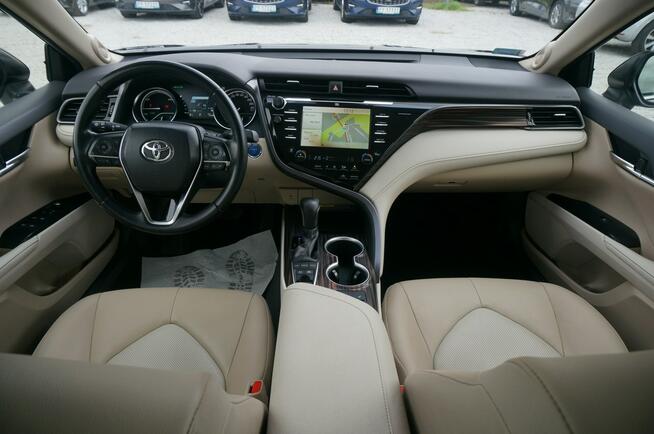 Toyota Camry 2.5 Hybrid 177 KM Executive e-CVT Salon PL Faktura Vat 23% WI541KV