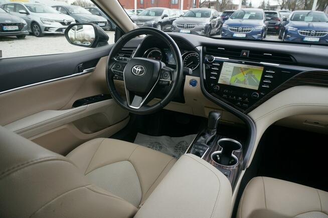 Toyota Camry 2.5 Hybrid 177 KM Executive e-CVT Salon PL Faktura Vat 23% WI541KV