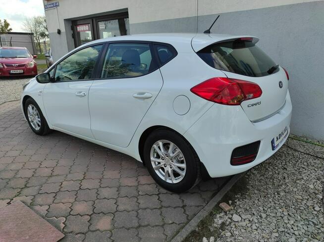 Kia Cee'd FL, 1-Właściciel, Krajowy, 1.6 GDI 135KM, bez turbo, 6-biegów, 5-drzwi