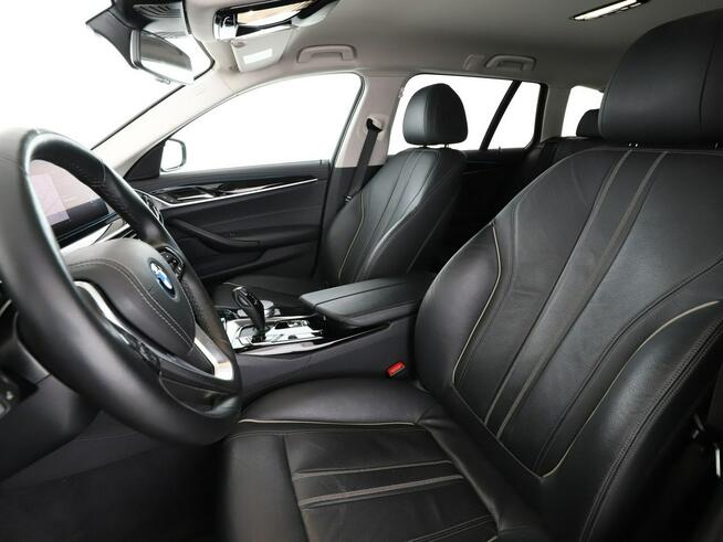 BMW 520 FV23% PHEV full LED automat skóra navi virtual cocpit grzane fotele