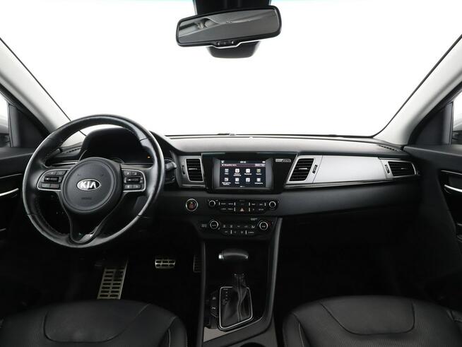 Kia Niro PHEV navi grzane fotele kamera hak tempomat