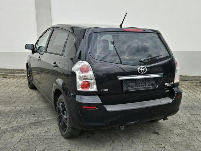 Toyota Corolla Verso 7 osób Kamera 360 Nawigacja