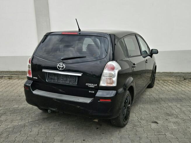Toyota Corolla Verso 7 osób Kamera 360 Nawigacja