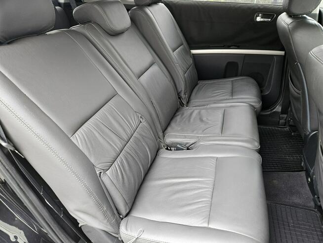 Toyota Corolla Verso 7 osób Kamera 360 Nawigacja