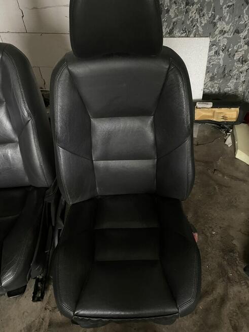 Fotele siedzenia Volvo V70 czarne skóry