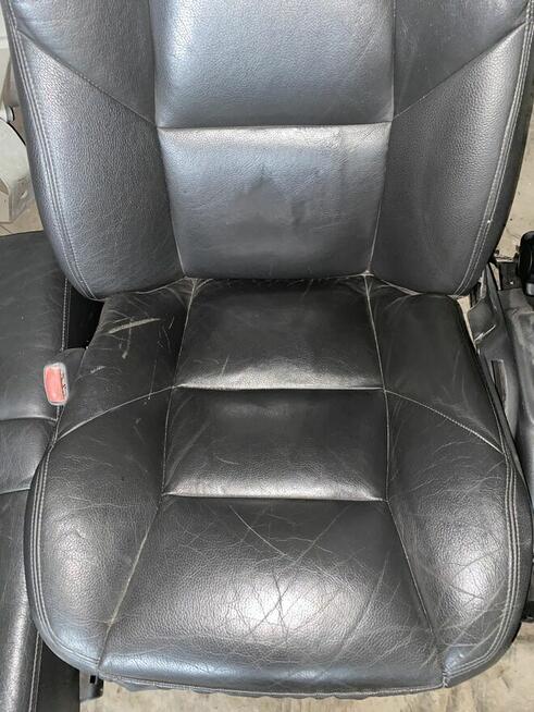 Fotele siedzenia Volvo V70 czarne skóry