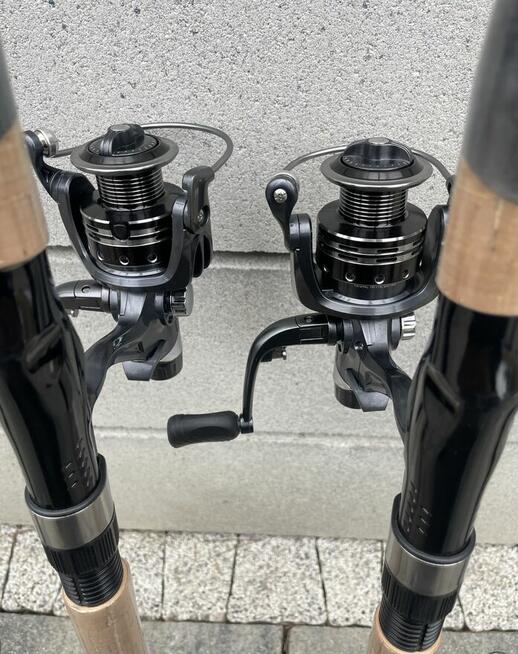 Wędkk feeder 3.6m z kołowrotkami z wolnym biegiem i żyłkami