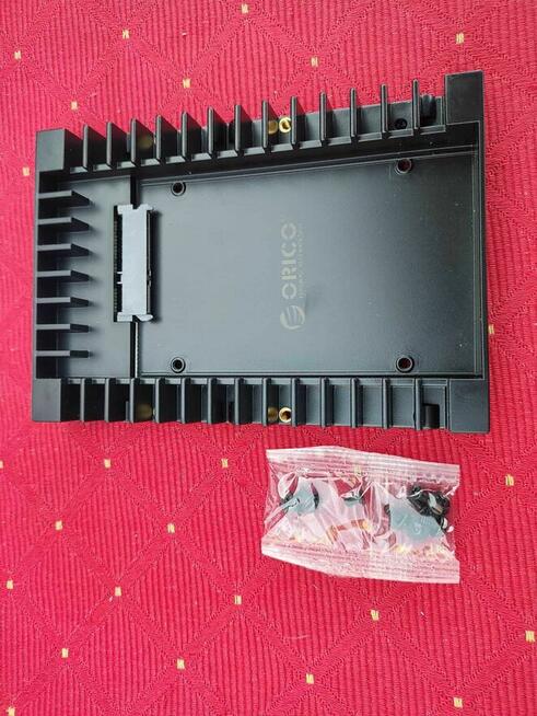 Orico Adapter SATA uchwyt montażowy na dysk 2,5 3,5 SSD HDD