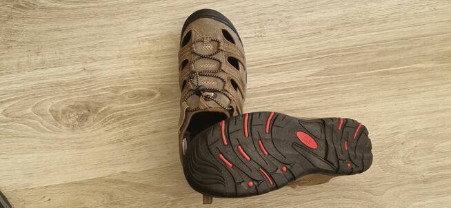 Lekkie Sportowe Skurzanne sandały mocne SAHARA brązowe r. 42