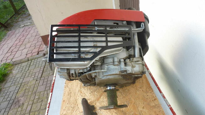 Silnik spalinowy do kosiarki Toro 600 Series GTS Briggs & S