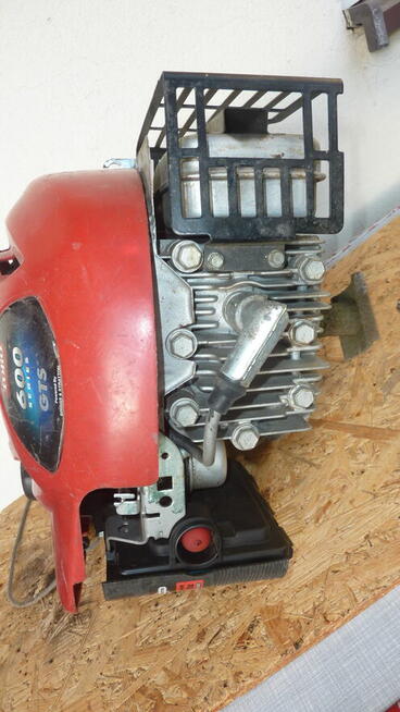 Silnik spalinowy do kosiarki Toro 600 Series GTS Briggs & S