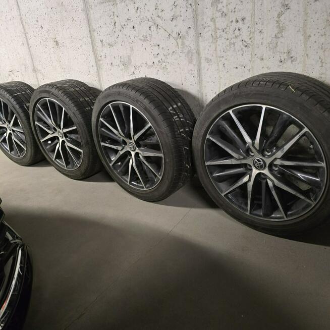 Camry 2,5 Hybride 218KM EXECUTIVE