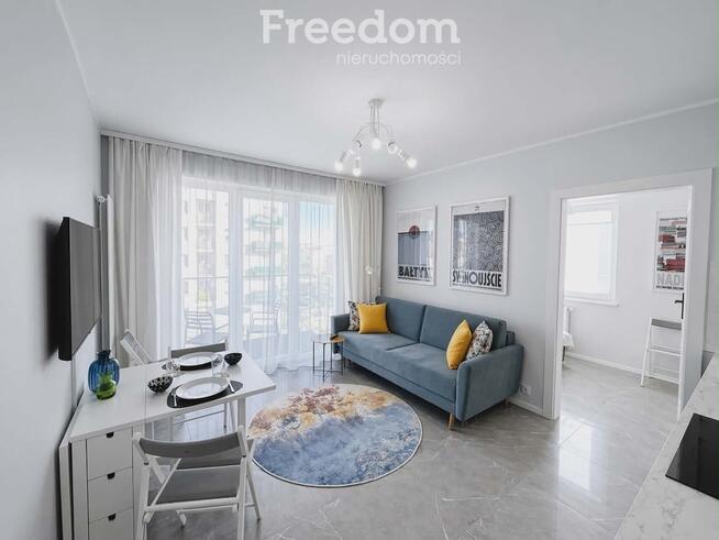 Apartament 2 pokoje Penelopa Silver – balkon