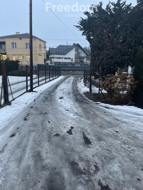 Działka budowlana z rozpoczętą inwestycją