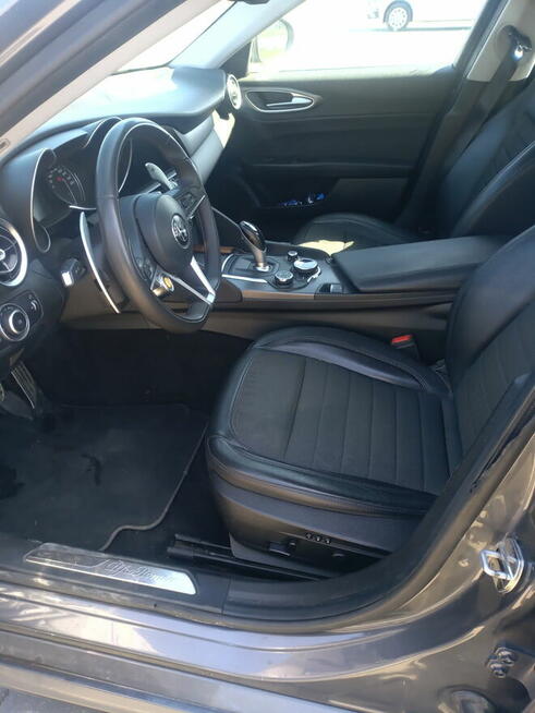 Alfa Romeo Giulia 2.2