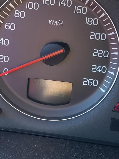 Volvo v70