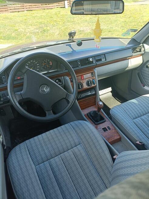 Sprzedam samochód Mercedes w124