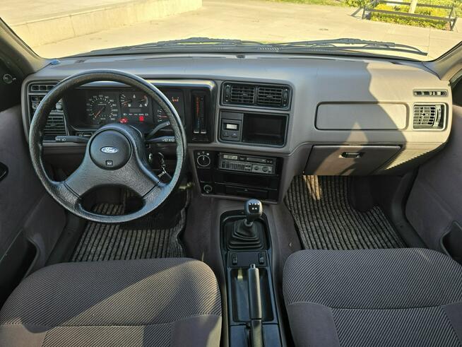 Ford Sierra 2.0i GL Klimatyzacja, Zabytkowy (żółte tablice)