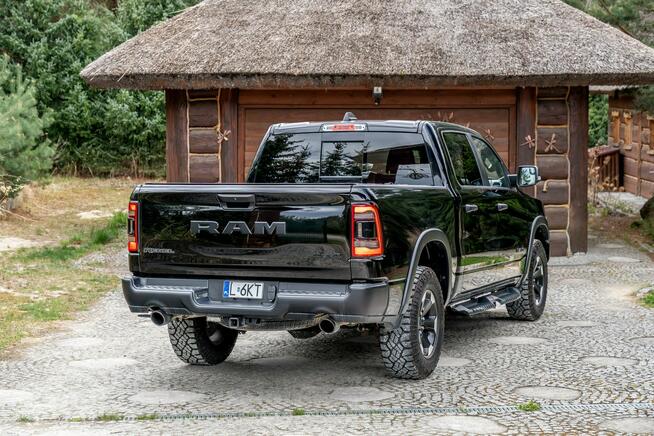 RAM 1500 Rebel 5.7 V8 Hemi / Bogata opcja / Lift 1" / Virtual Cockpit / FV