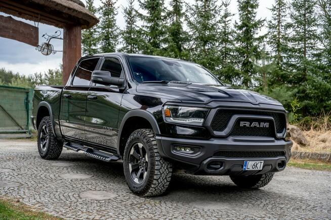 RAM 1500 Rebel 5.7 V8 Hemi / Bogata opcja / Lift 1" / Virtual Cockpit / FV