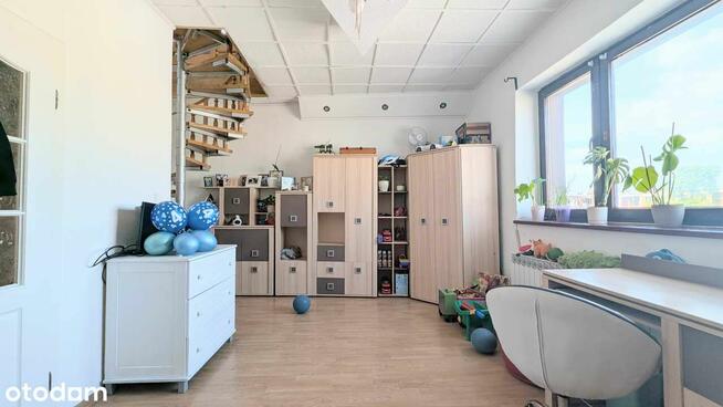 Mieszkanie 1 piętro, 3 pokoje, 79 m² ( garaż murowany )