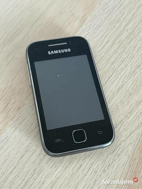 Syndyk sprzeda telefon Samsung GT-S5360 Galaxy