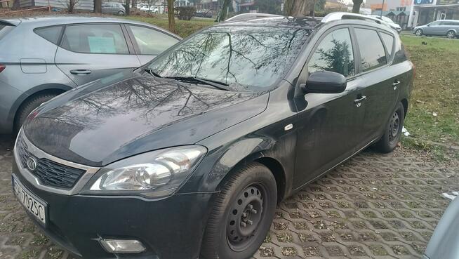 KIA Ceed 2010- udział 1/2