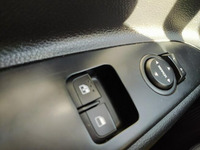 Kia Rio 1.0 100 KM, 5 DRZWI, Niski przebieg, Serwisowany ASO