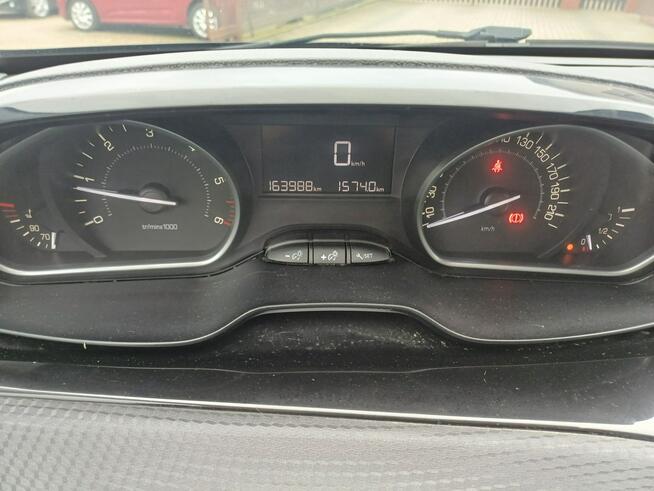 Peugeot 208 1.6 BlueHDi 100 KM Klimatronic Kamera Cofania