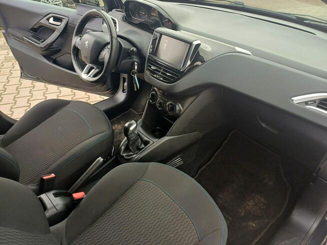 Peugeot 208 1.2 Parktronic