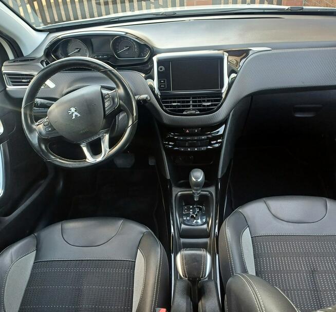 Peugeot 2008 110 KM Klimatronic Nawigacja