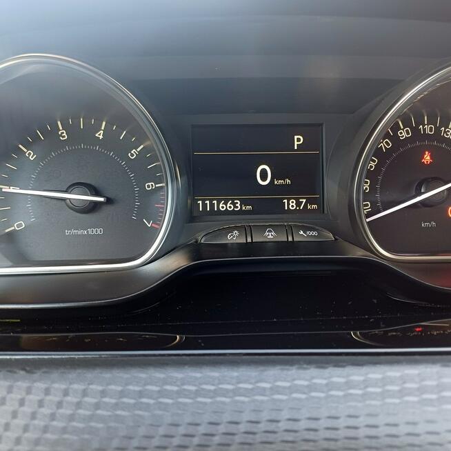 Peugeot 2008 110 KM Klimatronic Nawigacja