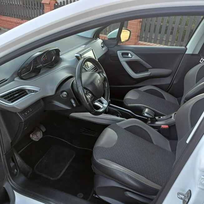 Peugeot 2008 1.2 110 KM Automat Navi Solardach