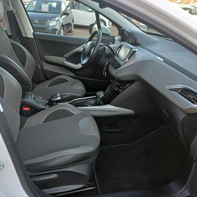 Peugeot 2008 1.2 110 KM Automat Navi Solardach