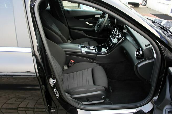 Mercedes C 200 Exclusive FV23% 160KM ASO Navi LED Grz.Fotele El.Klapa Gwarancja