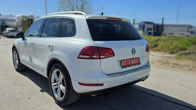 Volkswagen Touareg 4x4 ledy automat bixenon R-LINE biała perła