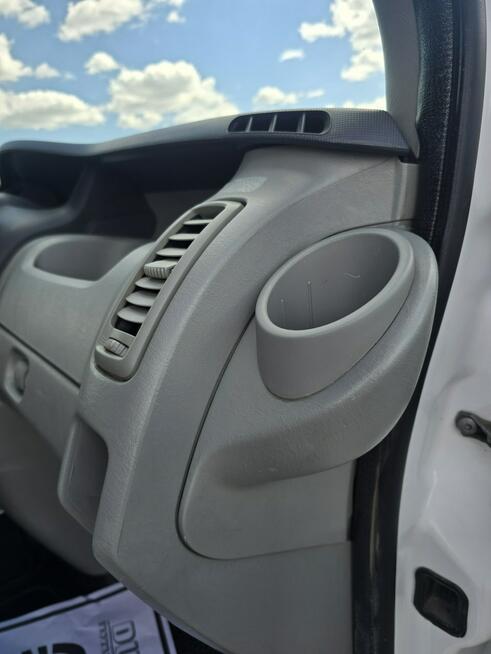 Opel Vivaro 2,0dci Serwis.Klimatyzacja.El.szyby,Centralka.kredyt.OKAZJA