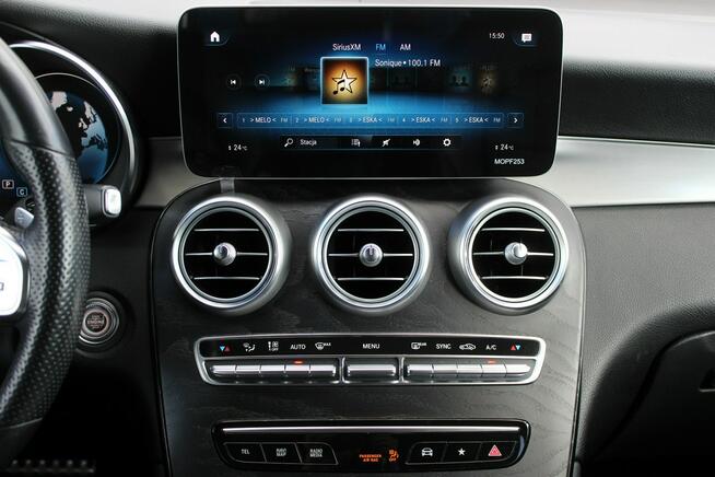 Mercedes GLC 300 AMG Panorama 258KM Kamera-360° LED Tempomat Skóra Ambient