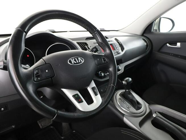 Kia Sportage AUTOMAT klima auto grzane fotele czujniki parkowania