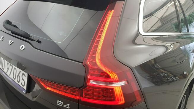 Volvo V60 B4 D Core ! Z Polskiego Salonu ! Faktura Vat !