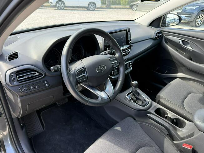 Hyundai i30 Fastback 1.5 T-GDi 7DCT 48V 160KM Smart Salon PL Serwis FV23%