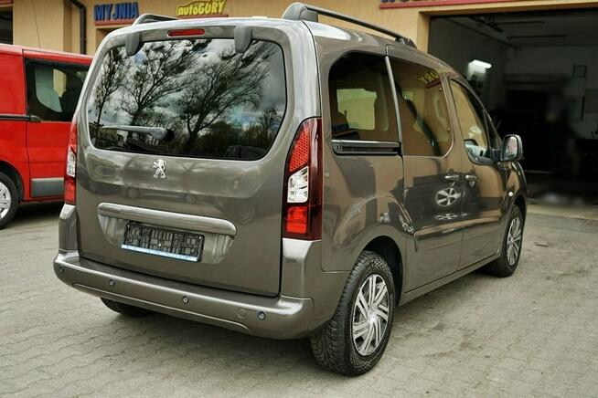 Peugeot Partner 1,6HDI Klima, kamera, 5 osób, 2016r.