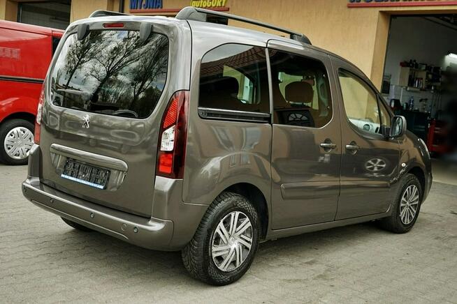 Peugeot Partner 1,6HDI Klima, kamera, 5 osób, 2016r.