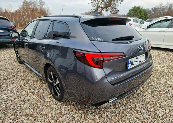 1.8 HYBRID // 14O KM // LIFT // ASO - TOYOTA //