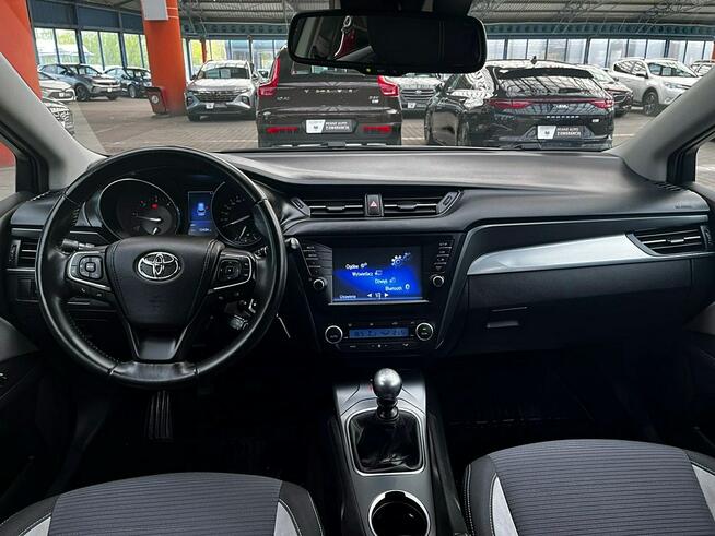 Toyota Avensis FUllLED+Kamera+Tempomat GWARANCJA Iwł Kraj BEZWYPADKO Serwisowany F23%